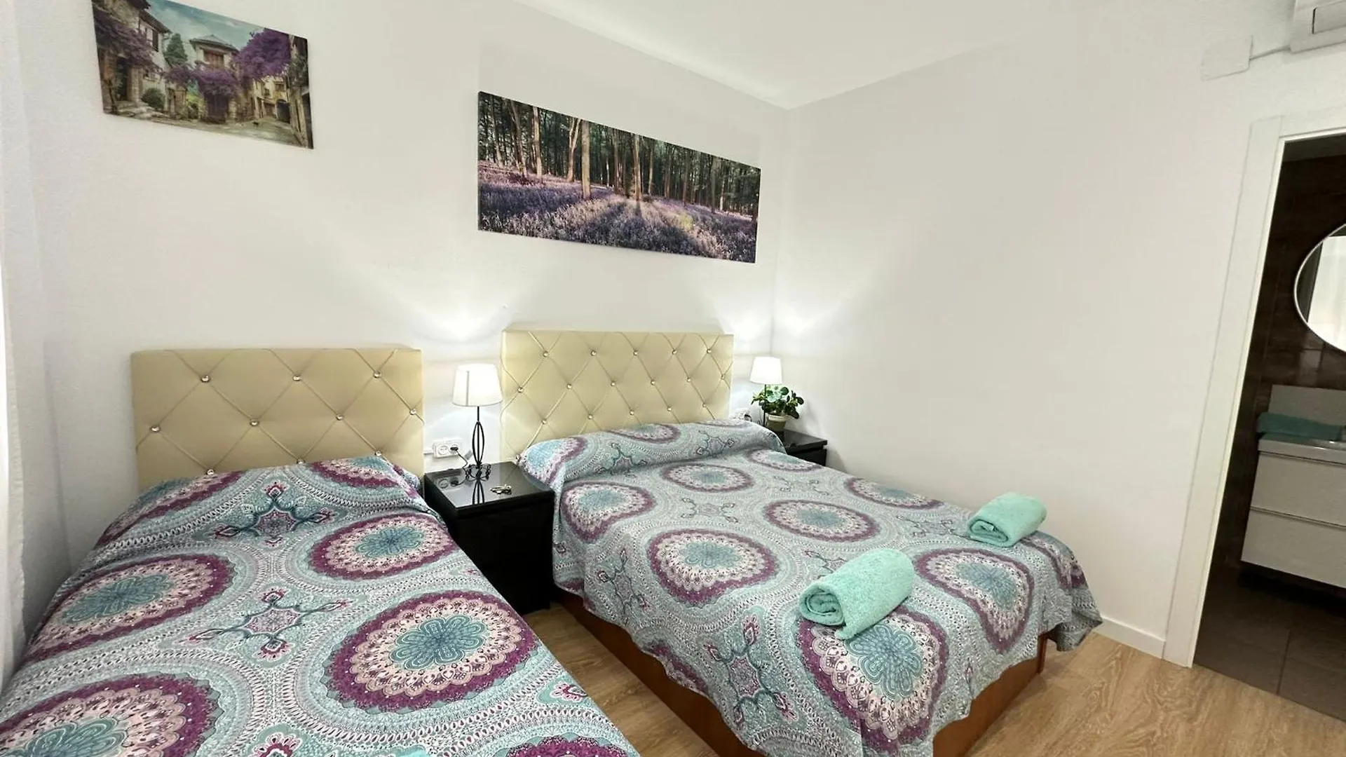 Alojamiento Parrales Barcelona Bed & Breakfast